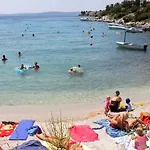 Family-friendly With Swimming Pool Mavarstica, Ciovo - 18642 Lejlighed Trogir