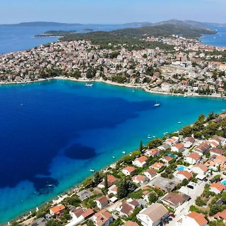 Family-friendly With Swimming Pool Mavarstica, Ciovo - 18642 טרוגיר